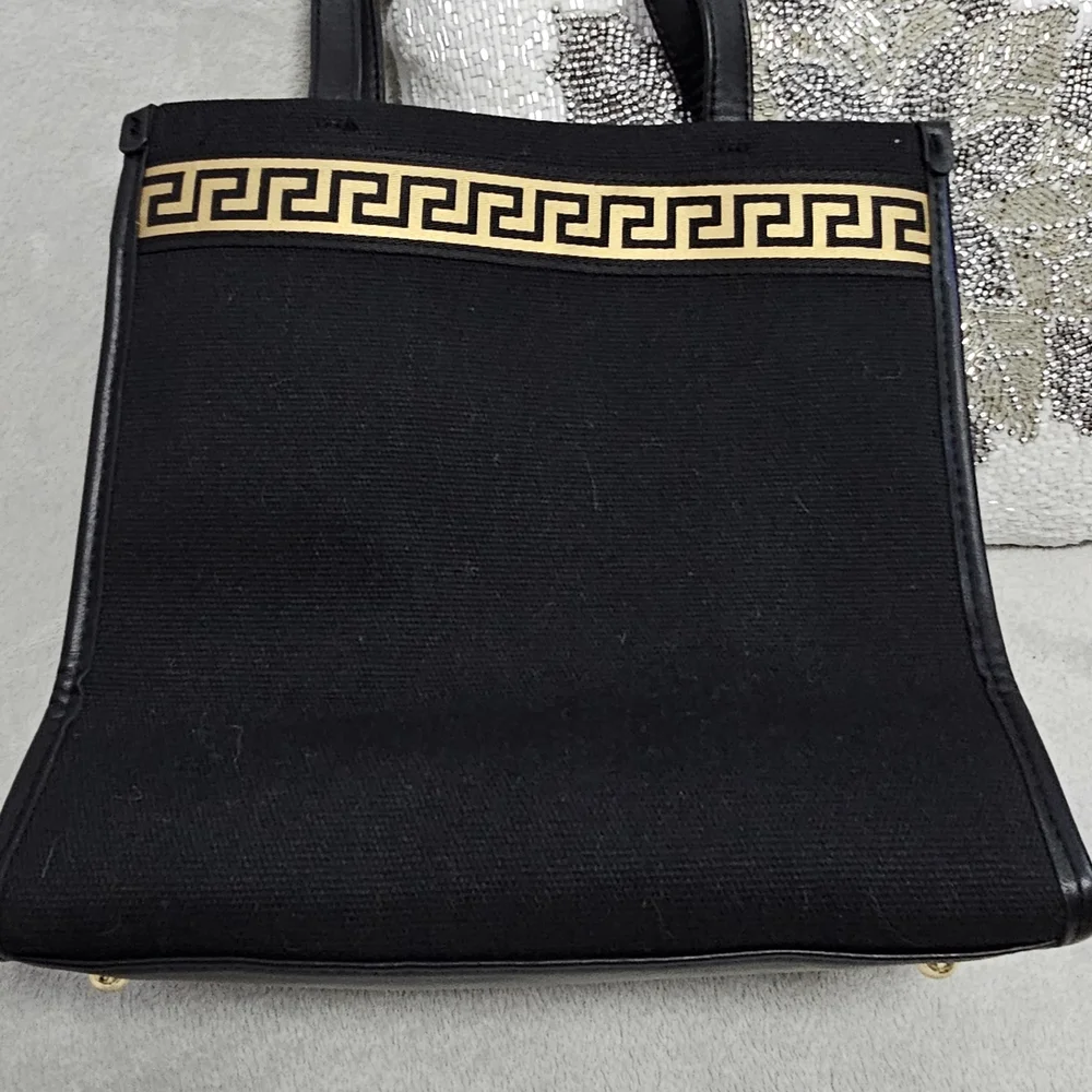 Versace Black and Gold Women's Bag - Picture 6 of 9